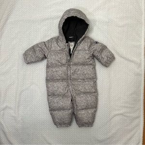 Gap Heathered Gray Down Snowsuit size 6-12 months